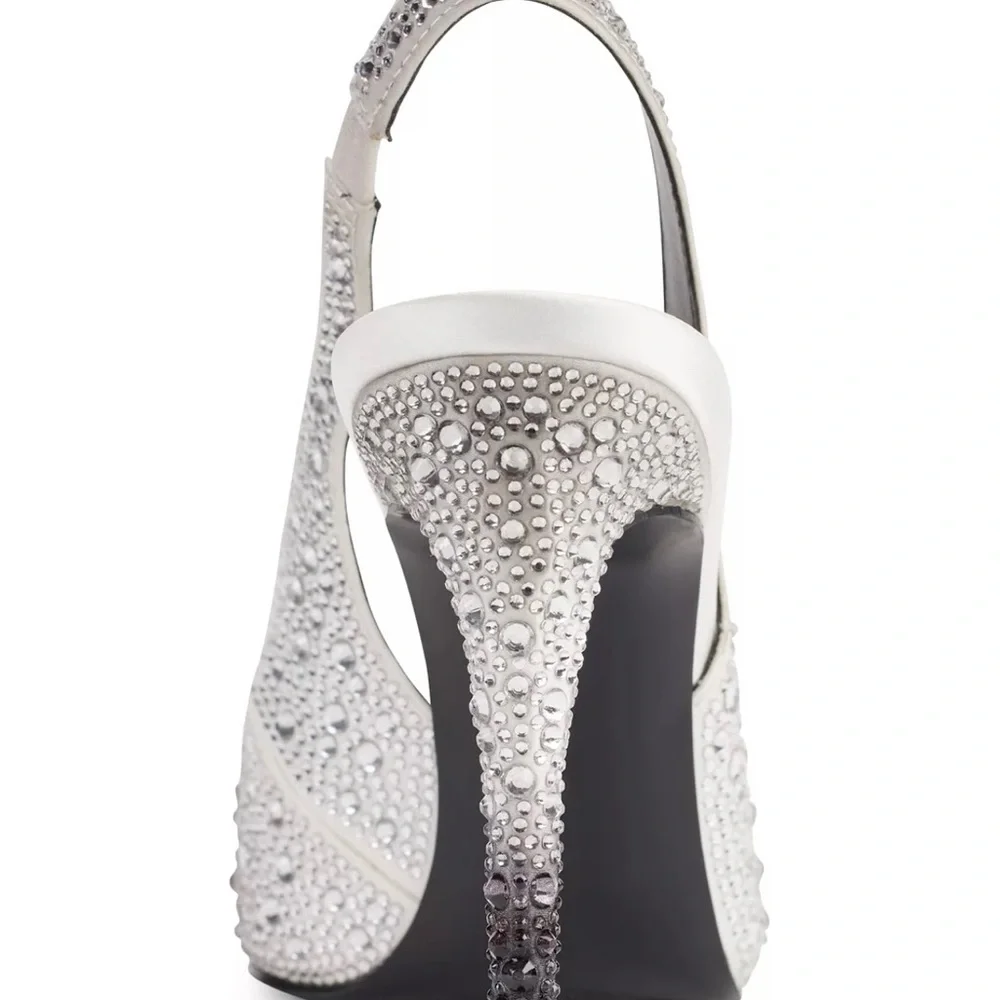 Karl Lagerfeld Paris brand new Pointed-Toe Slingback Pumps 6.5 - Picture 5 of 7